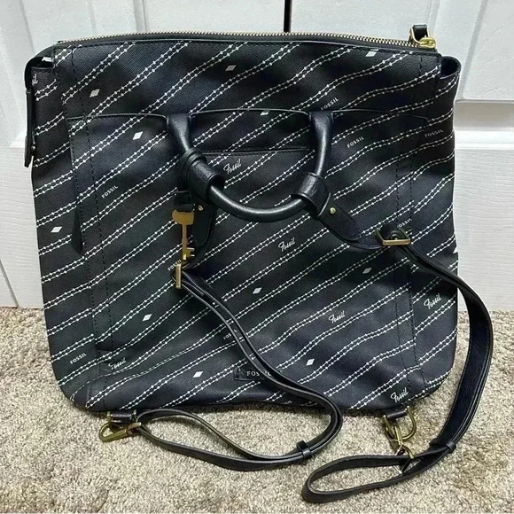 Fossil Parker Convertible Backpack. Black. Faux leather. - Picture 1 of 11